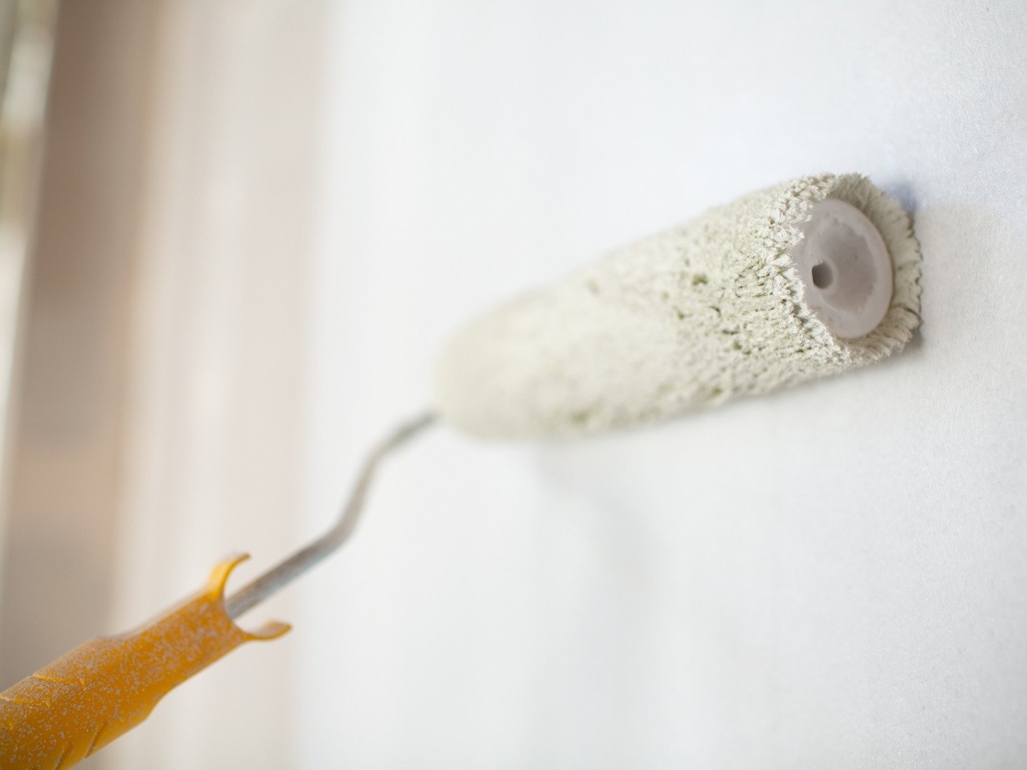 2 reformaspinturax-reformas-interiores-huelva-banos-cocinas-alicatado-porcelanico-fontaneria-pladur